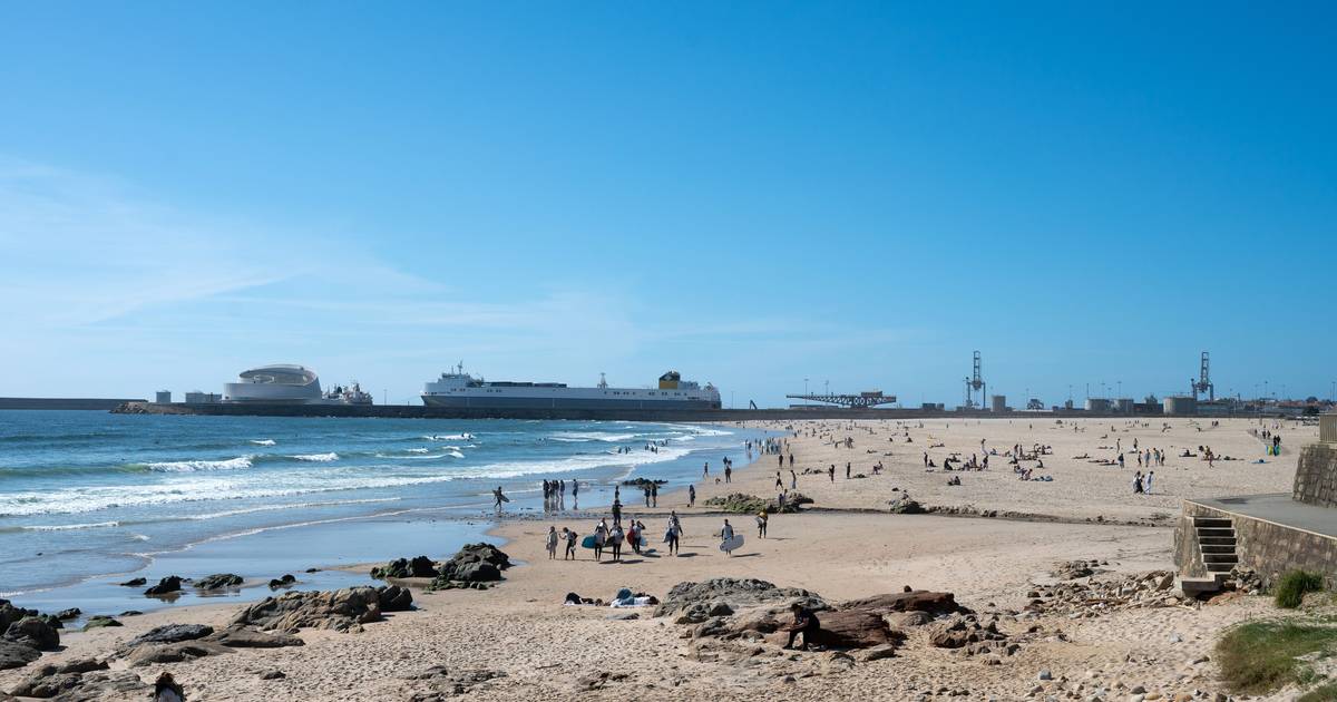Wasserqualität verschlechtert sich: gesperrte Strände haben in diesem Sommer auf dem portugiesischen Festland mehr als verdoppelt