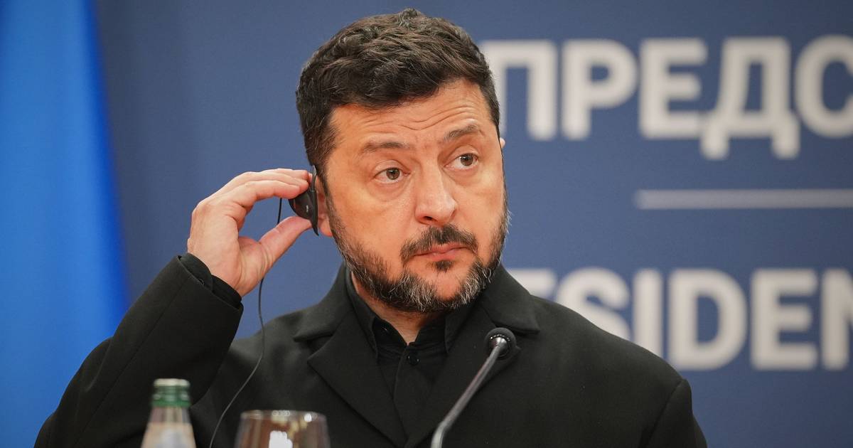 Zelensky espera novos contatos com enviados de Trump para desbloquear negociações