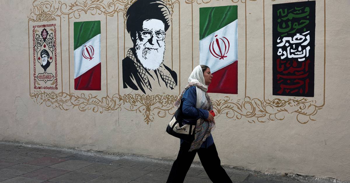 US sanctions cause Iranian currency to hit all-time low