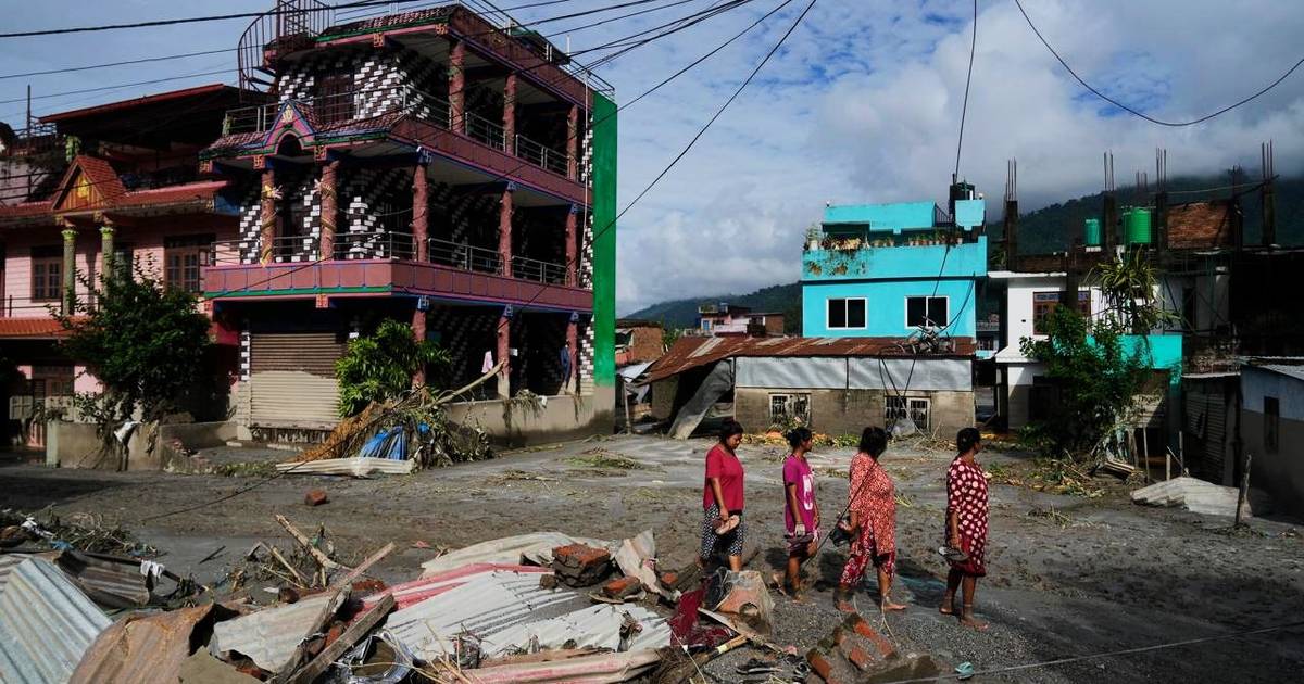 Nepal: two Portuguese nationals still missing, Government calls for registration on Traveler Portal