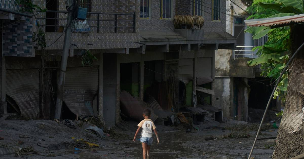 Il rischio di nuove inondazioni, frane e valanghe è sempre maggiore in Nepal