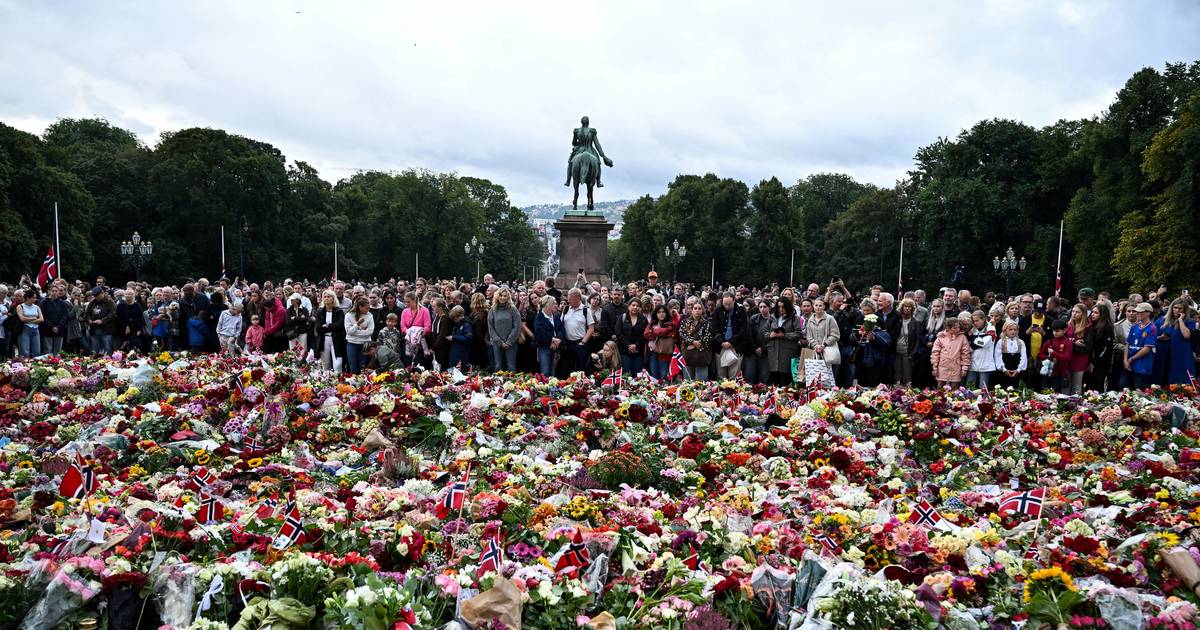 Tausende Norweger erwiesen König Harald V. in Oslo die Ehre