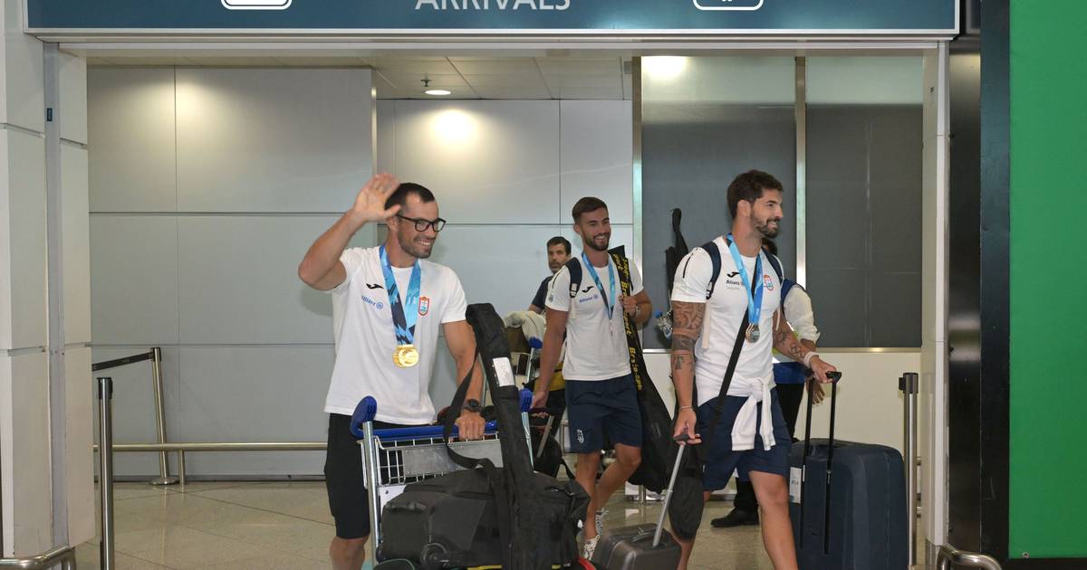 Fernando Pimenta kehrt nach Portugal zurück nach den Erfolgen bei den Weltmeisterschaften im Kanusport und spricht bereits über die nächsten Ziele