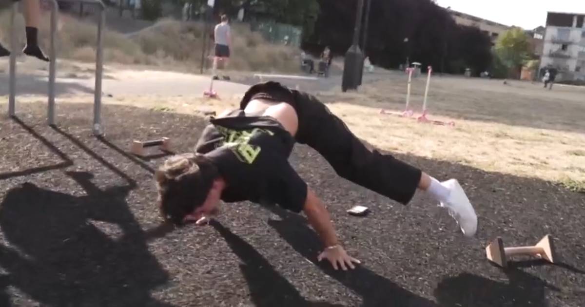 "Steel Warriors": beschlagnahmte Messer werden zu Fitnessstudios auf Londons Straßen