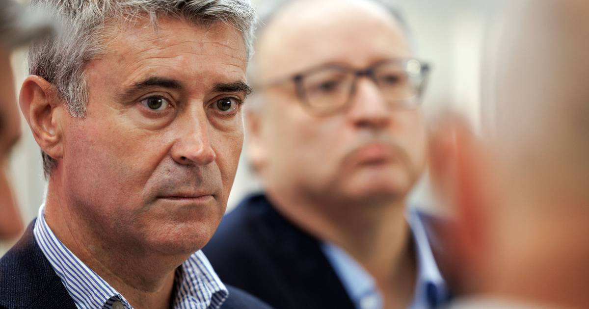 Carneiro dice che il Governo è "quasi a metà strada" perché il PS possa guardare alla Legge di Bilancio