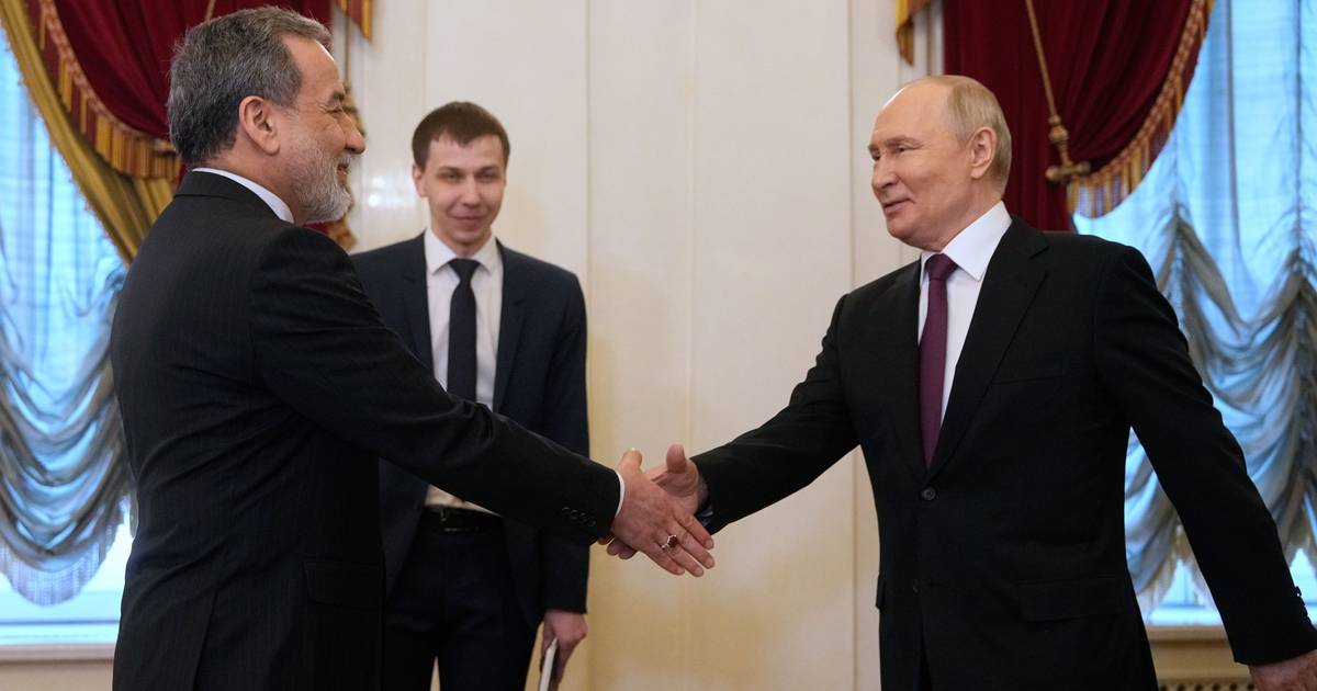 Россия тайно помогает Ирану разработать сверхзвуковые крылатые ракеты