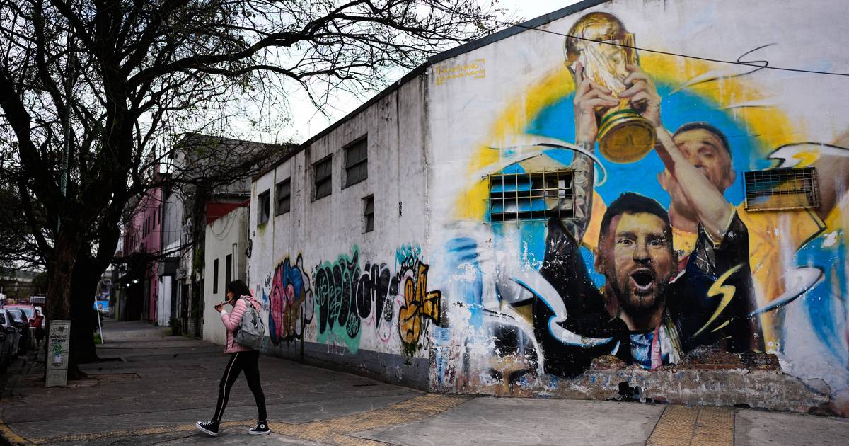 "Foi o melhor": misto de gratidão e tristeza entre os argentinos na despedida de Messi da seleção