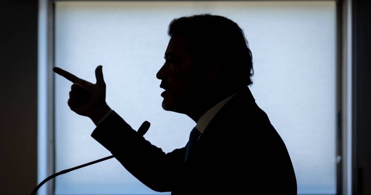 André Ventura deverá anunciar decisão sobre moção de censura esta tarde