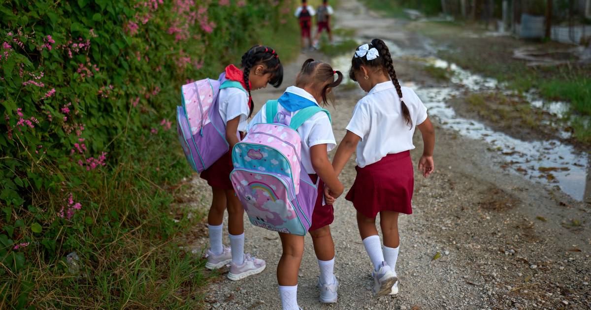 Rückkehr zur Schule in Kuba beginnt mit Stromausfällen, Wassermangel und Mangel an Grundgütern