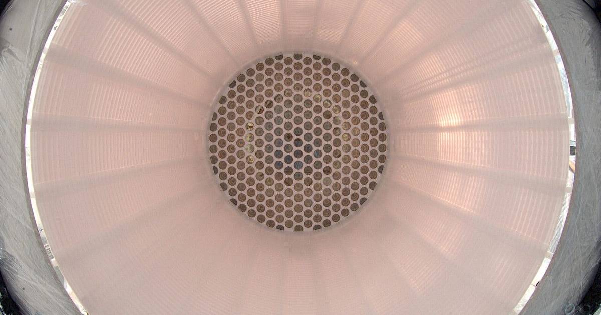 Scienziati portoghesi raggiungono un traguardo storico nella rilevazione dei neutrini con precisione senza precedenti