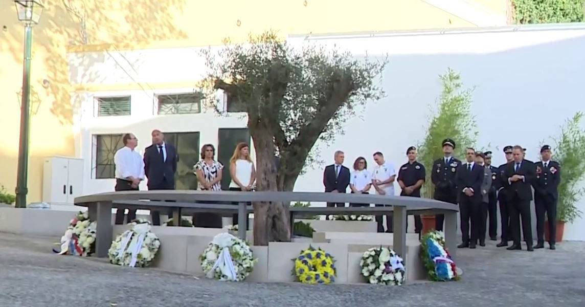 20 minuti: Il Comune di Lisbona inaugura un memoriale in onore delle vittime dell'incidente della Funicolare di Gloria