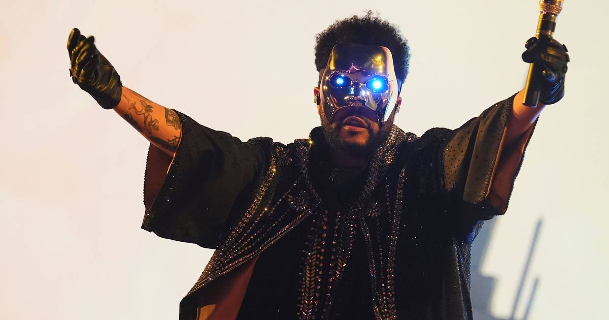 Этот уик-энд посвящён The Weeknd: чего ожидать от концертов, расписание и что можно (или нельзя) взять на стадион Рестелу