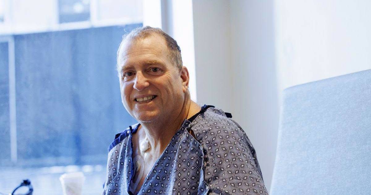 Homem vive nove meses com rim de porco antes de receber órgão humano