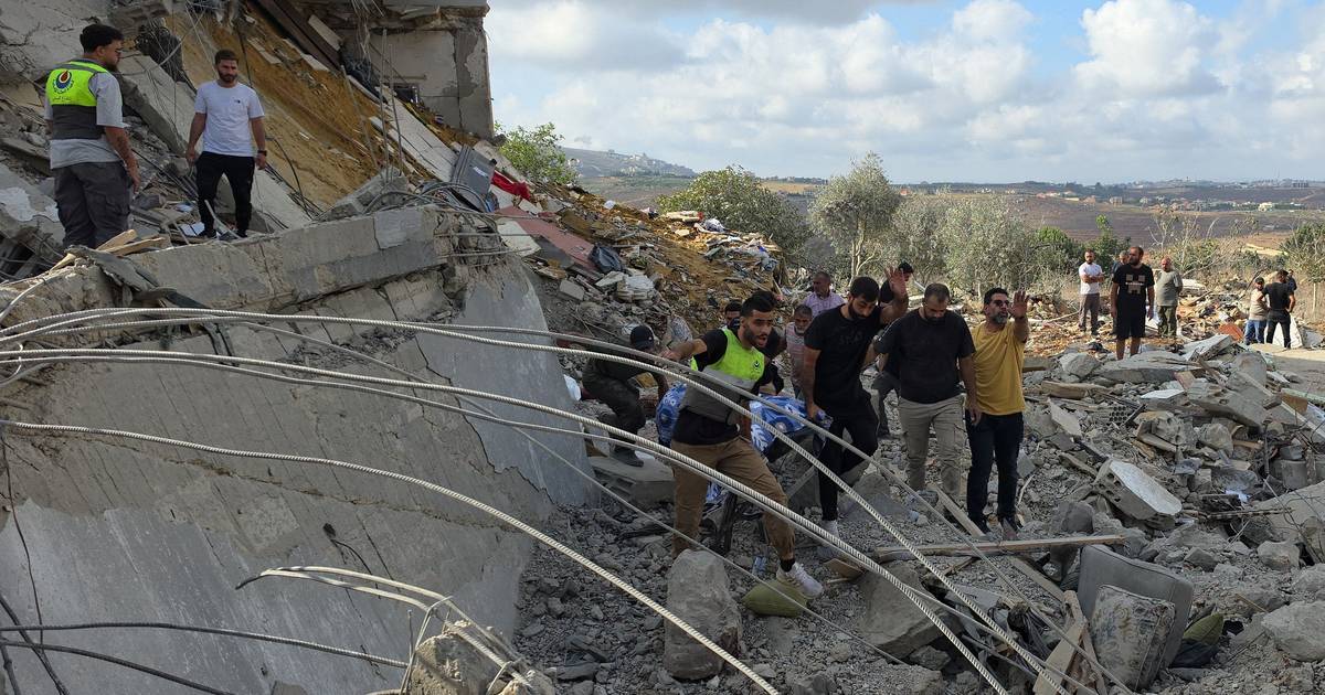 Quatro pessoas morrem após ataques aéreos israelitas no sul do Líbano