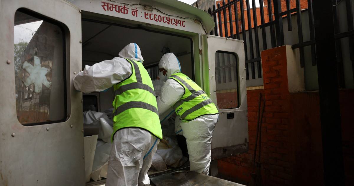 Cheias nos Himalaias provocam pelo menos 1.372 mortos no Nepal e no Tibete