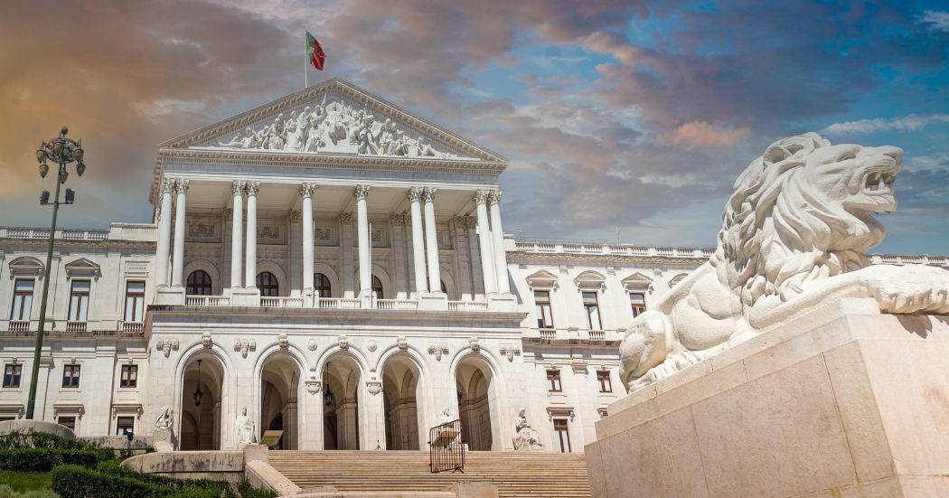 Governo com reuniões com todos os partidos "no final do mês" sobre Orçamento do Estado
