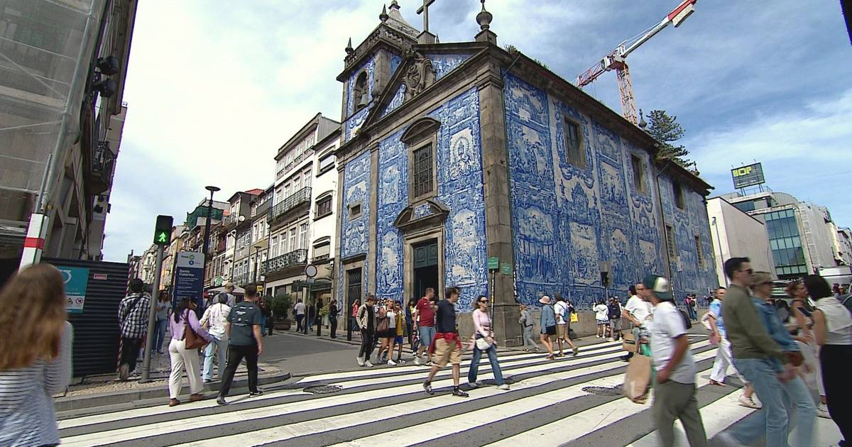 Capela das Almas: Die blau-weiße Postkarte, die zu einem Symbol der Stadt Porto wurde