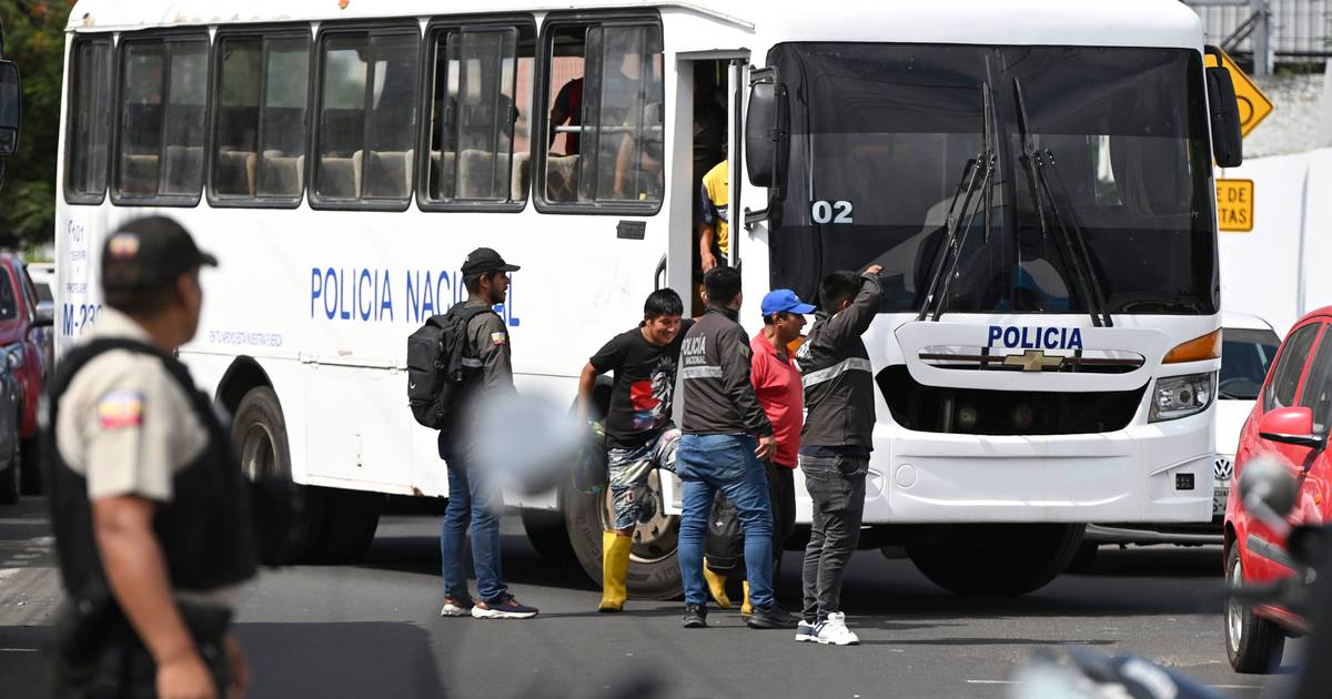 USA versenken sechstes ecuadorianisches Boot in weniger als zwei Wochen wegen Drogenhandelverdacht