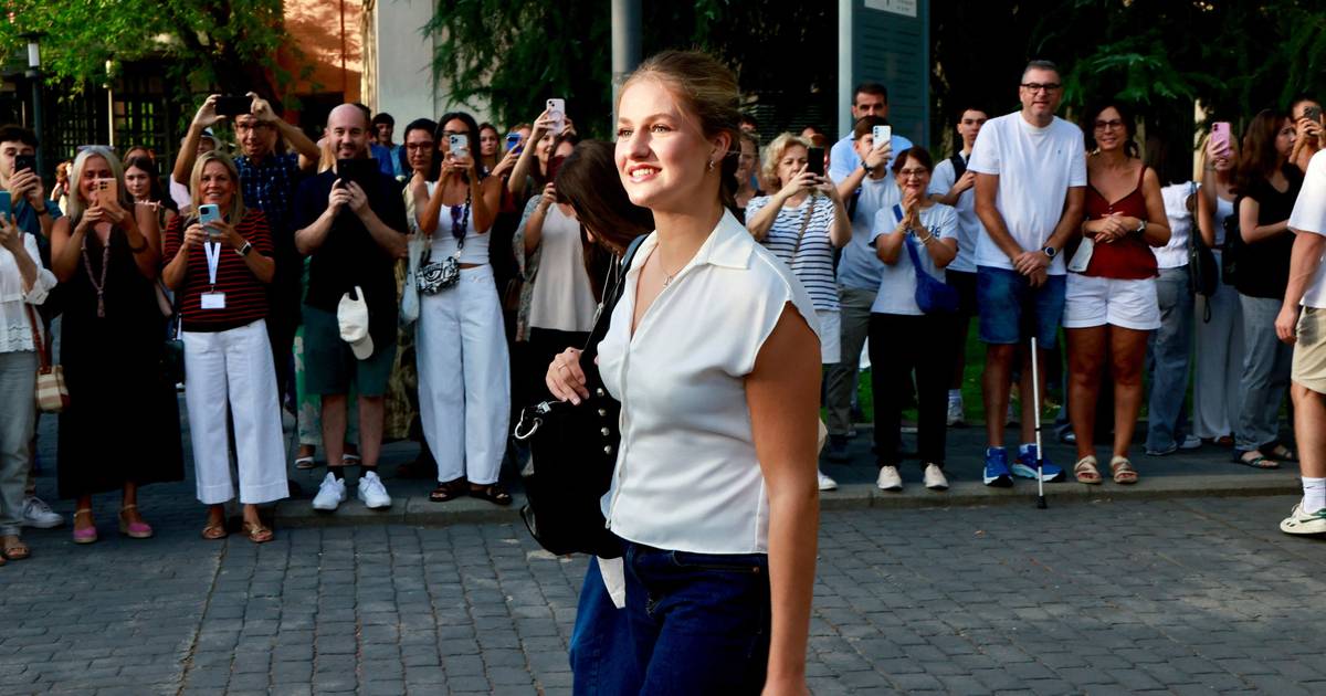 From the uniform to the classrooms: Princess Leonor begins a degree in Political Science