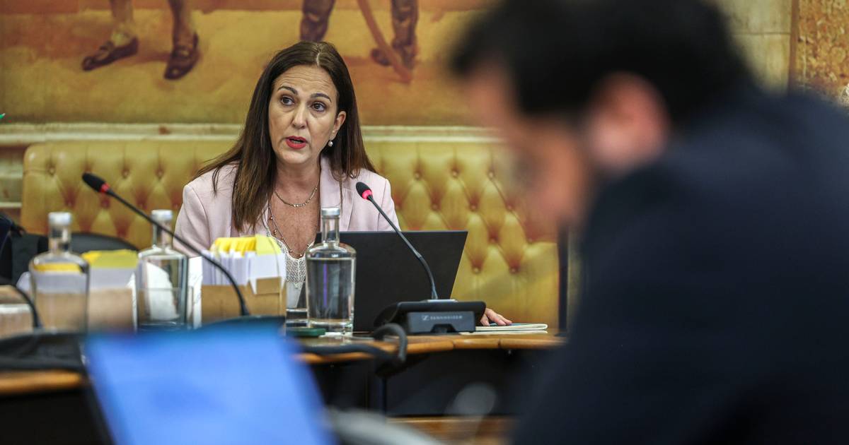 Justizministerin erkennt „strukturelle Probleme" in Gefängnissen an und hält an Schließung der EPL bis 2028 fest