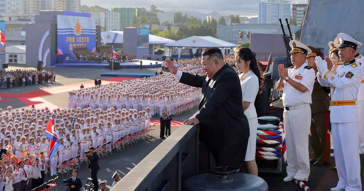 Kim Jong-un dirige "agradecimento especial" aos soldados norte-coreanos destacados na Rússia