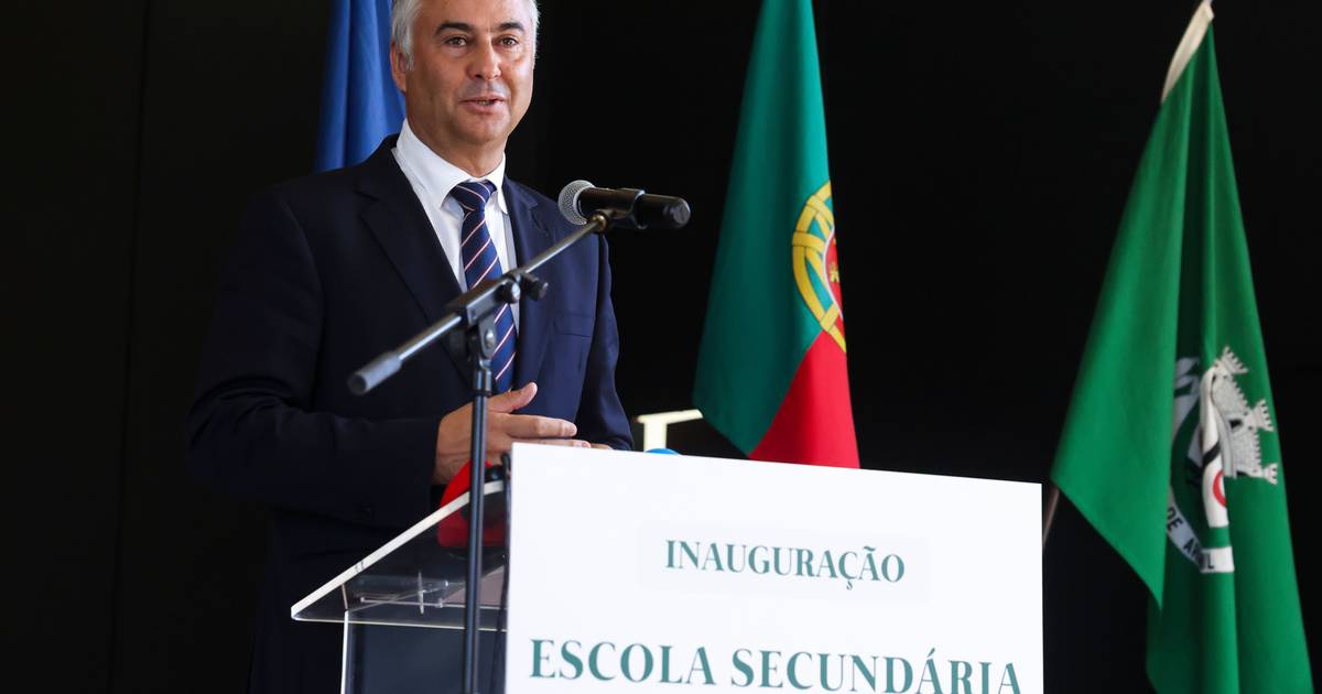 Government to increase class sizes to address lack of spaces in Lisbon's public schools