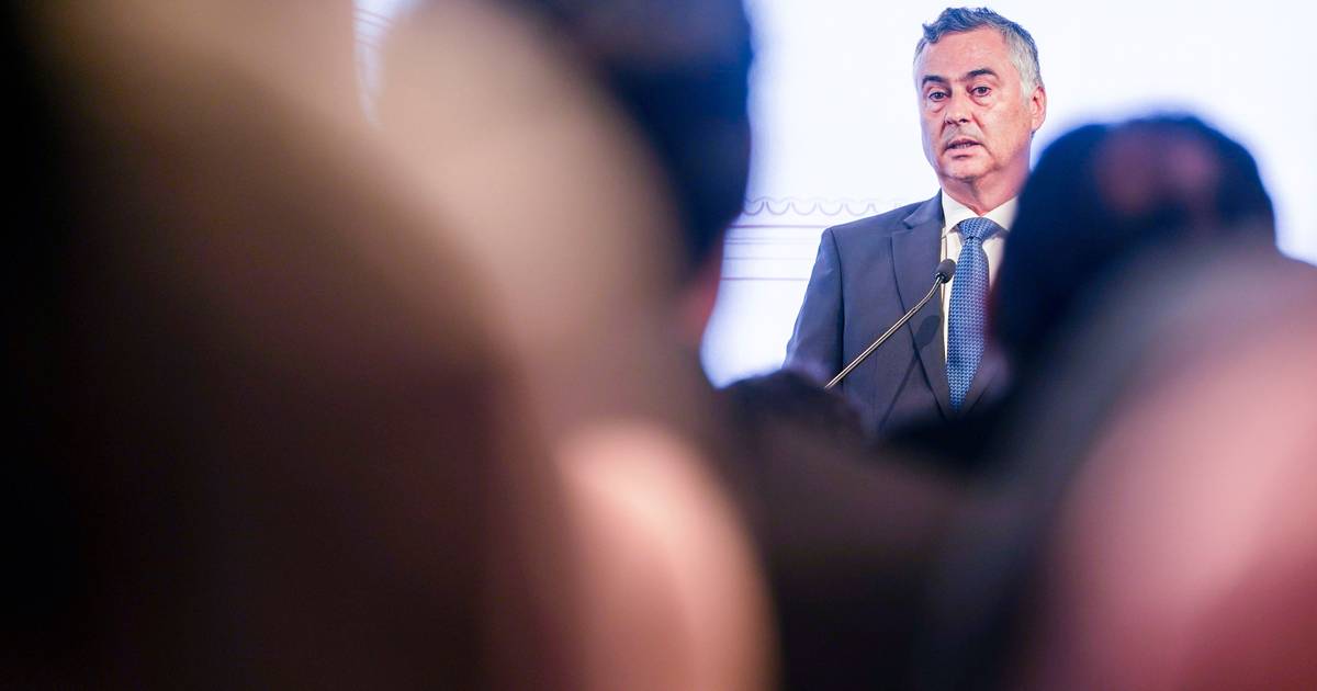 Il Ministro dell'Istruzione ordina un'inchiesta sulle scuole che hanno rifiutato studenti
