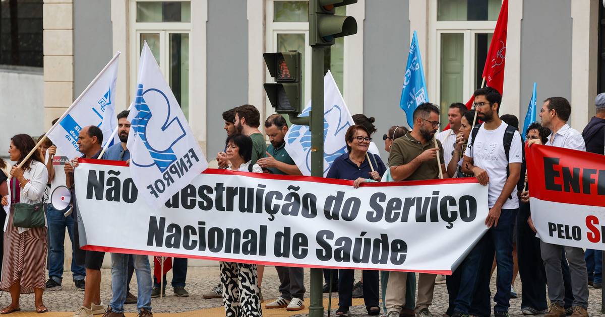 SNS compie 47 anni, ma non c'è regalo: festa segnata da manifestazione