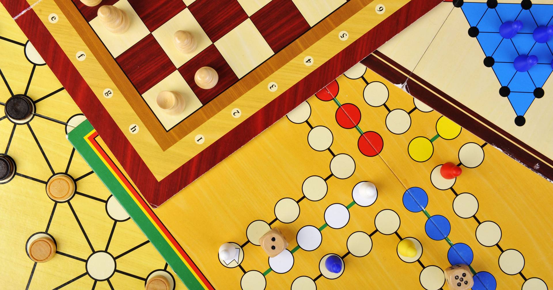Modelo de IA supera melhores jogadores de Stratego, um dos mais ...