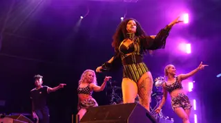 Blaya "Faz Gostoso" e arrasa no Rock in Rio!