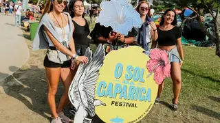 Festivaleiros já deram à costa para mais um dia d'O Sol da Caparica!