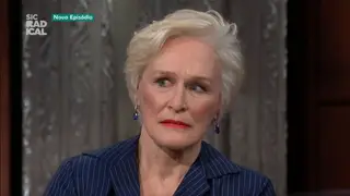 "Estás a desfrutar de um belo jantar num restaurante... quando de repente entra o teu ex"