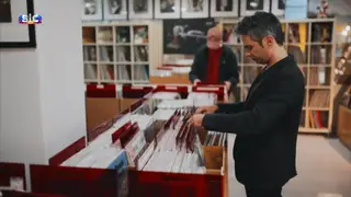 Como Isto Anda - Música