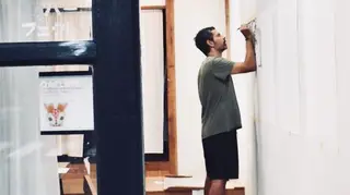 Gonga mudou de vida, viajou pelo mundo e abraçou amigos imaginários em Tóquio